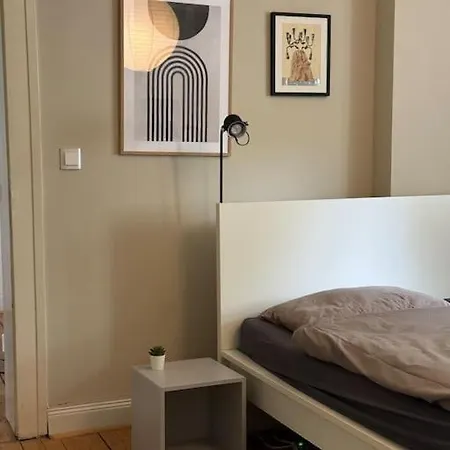 2 Bedrooms, Sleeping 4 Guests, Kitchen Corner